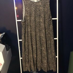 H&M sleeveless summer dress with tan/black pattern